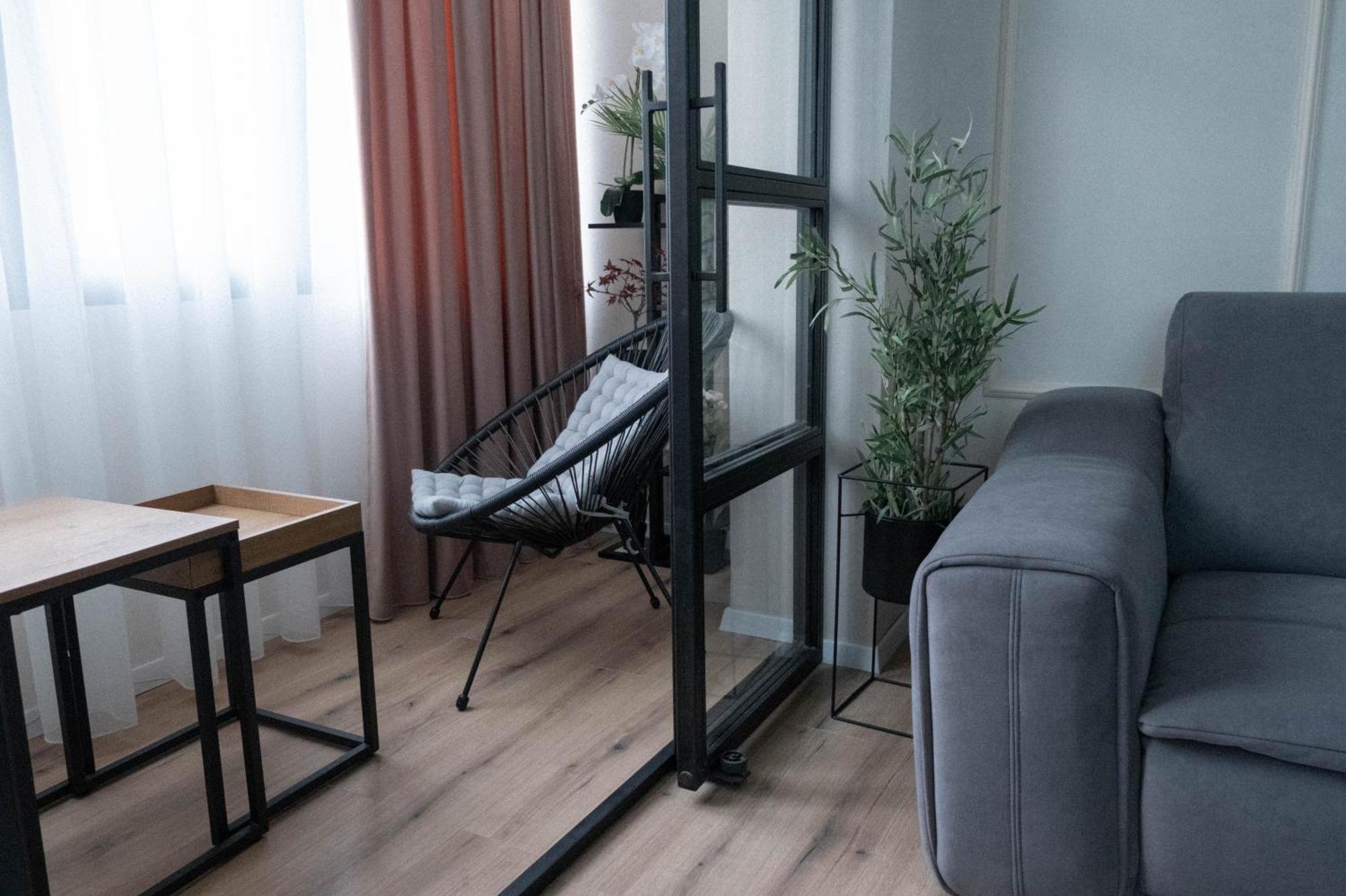 Cosy 2 Rooms Apartment In The Center Of The City Bukarest Kültér fotó