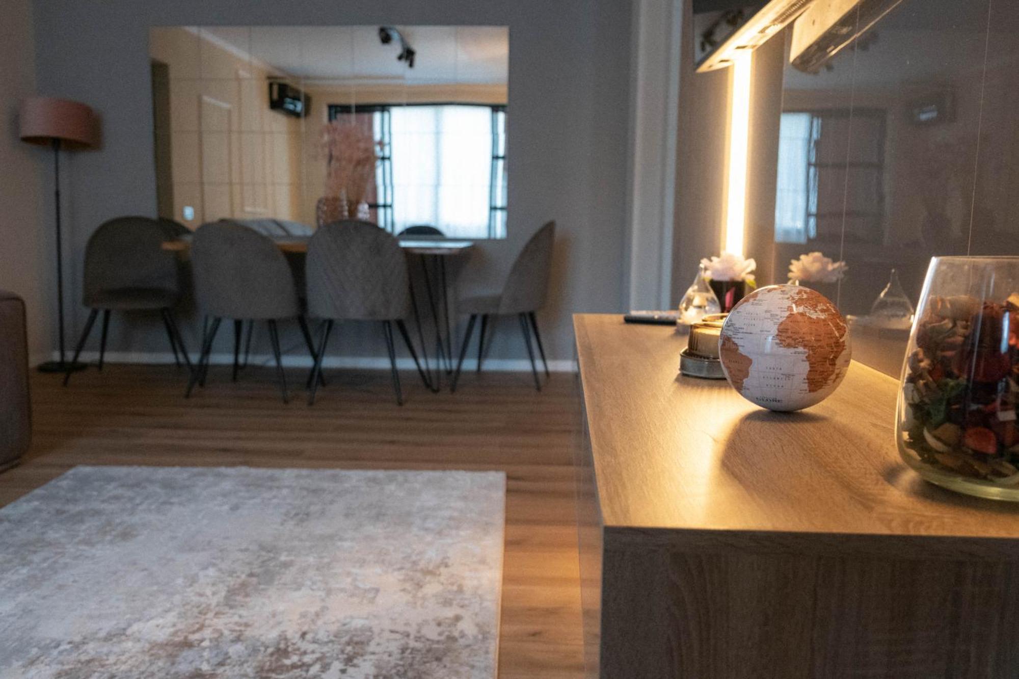 Cosy 2 Rooms Apartment In The Center Of The City Bukarest Kültér fotó